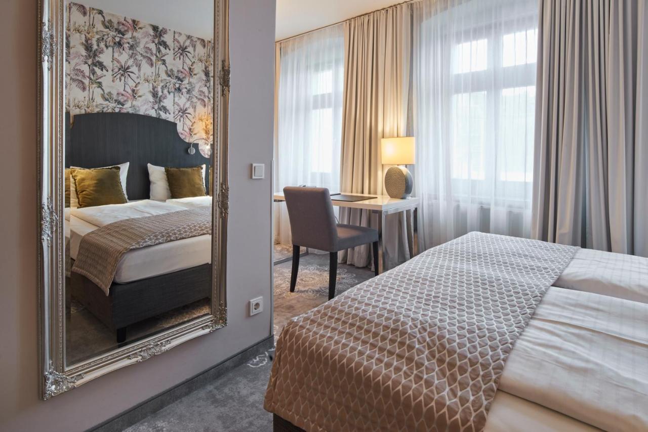 Hotel Via Regia - Vias-Hotels 괴를리츠 외부 사진