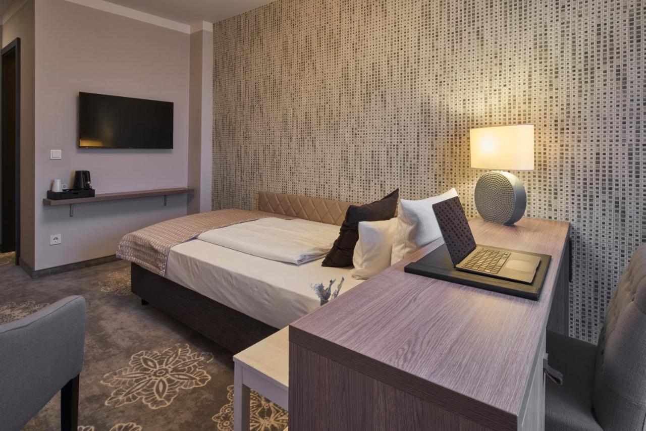 Hotel Via Regia - Vias-Hotels 괴를리츠 외부 사진