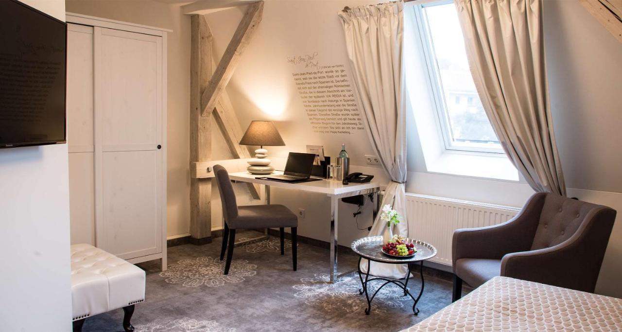 Hotel Via Regia - Vias-Hotels 괴를리츠 외부 사진