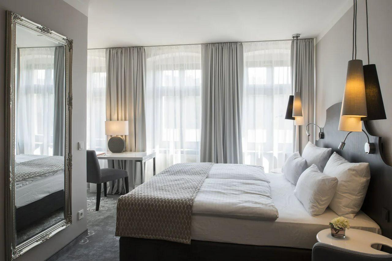 Hotel Via Regia - Vias-Hotels 괴를리츠 외부 사진
